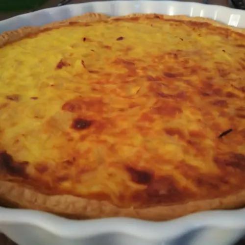 1945186_tarte-aux-oignons-et-lardons
