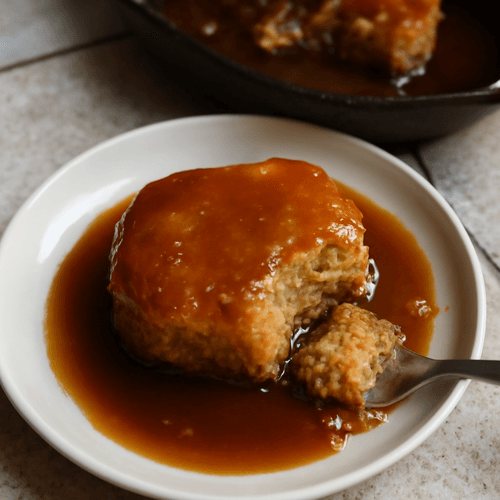 2521680-pouding-chomeur-cajun-dessert-creole-economique