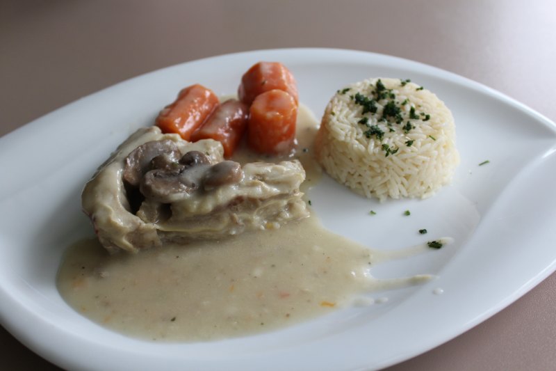 191431522_blanquette-de-veau-avec-riz-basmati