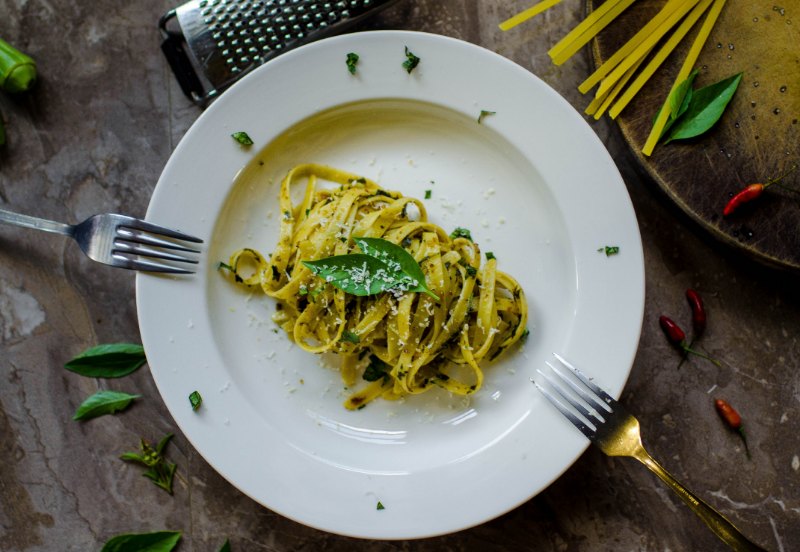 192341442_tagliatelle-au-pesto