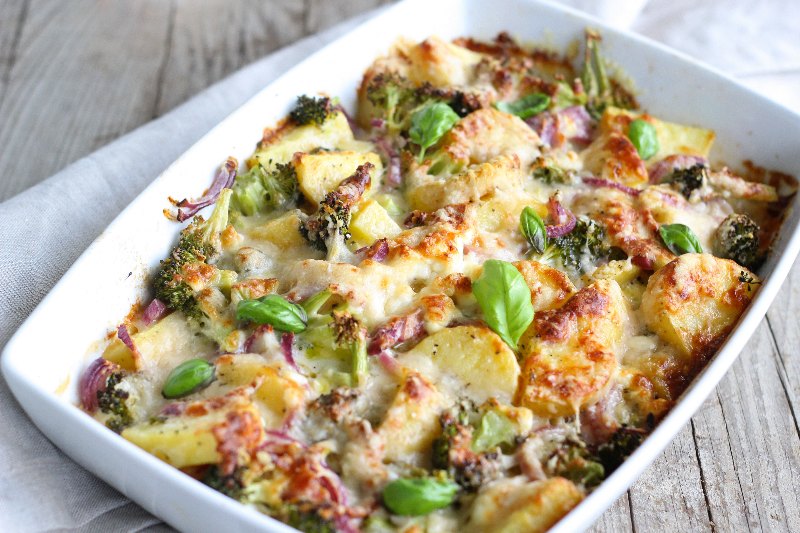 19234175_gratin-aux-pommes-de-terre-et-brocolis