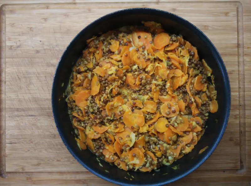 19351857_curry-de-lentilles-aux-carottes