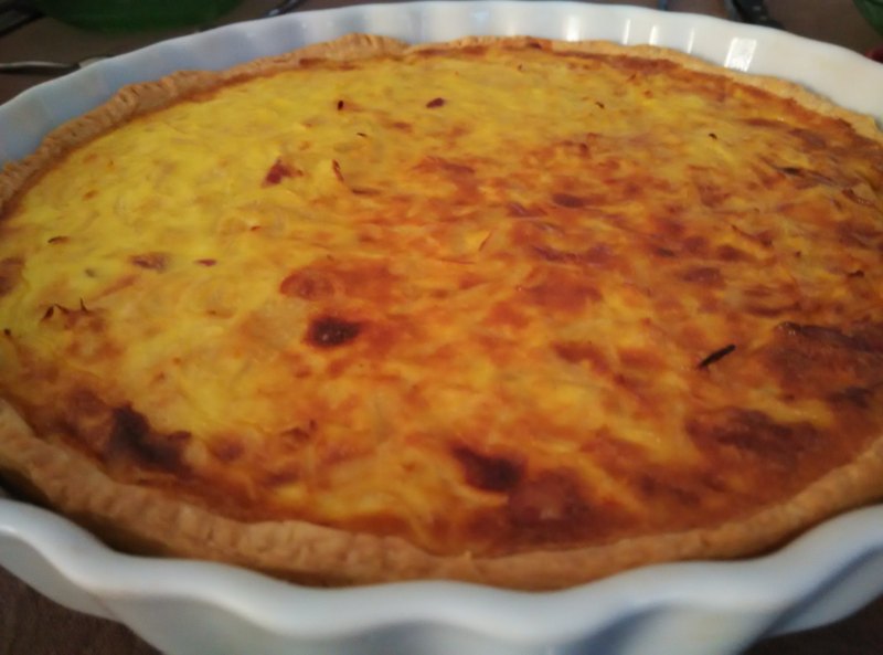 1945186_tarte-aux-oignons-et-lardons