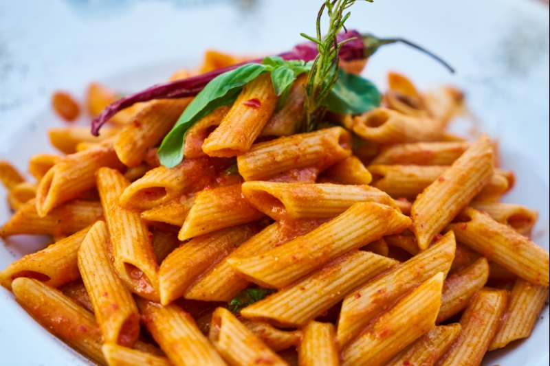 19931535_pates-a-la-sauce-tomate-et-basilic
