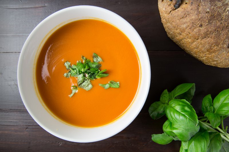 19931553_soupe-veloutee-aux-legumes