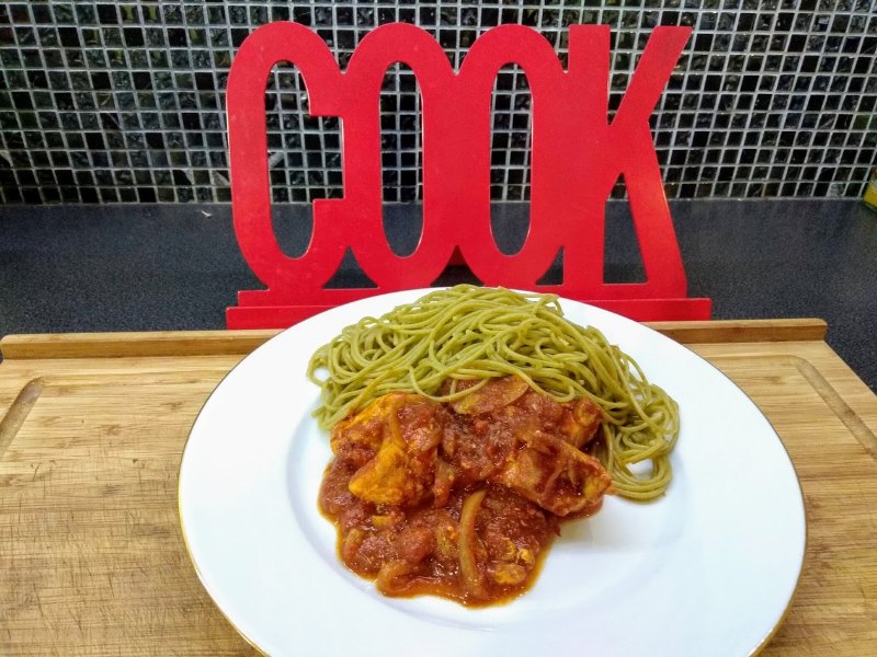 19951422_saute-de-dinde-masala-avec-spaghetti-au-quinoa