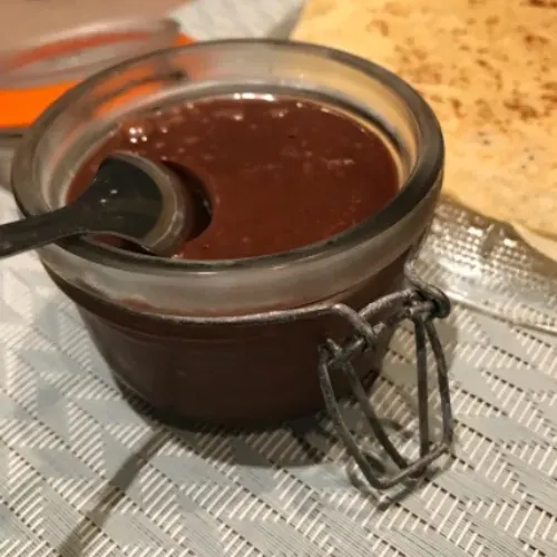 Pâte à tartiner chocolat noisette recipe