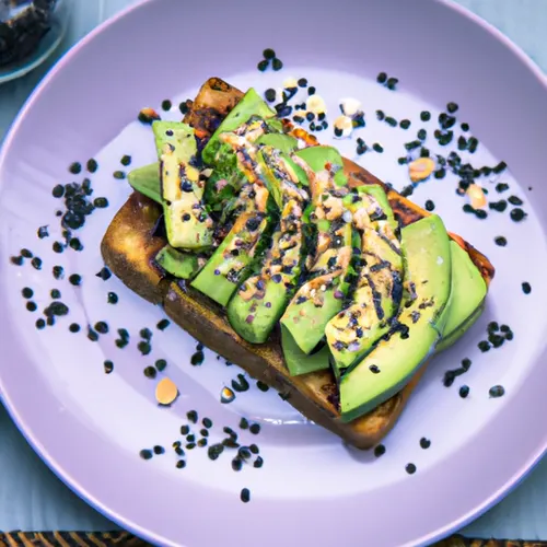 Avocado toast au tofu mariné et aux graines de sésame